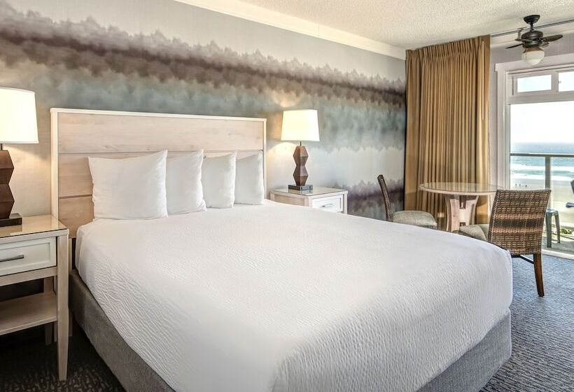 Номер Классика Кровать Квин, Hallmark Resort   Newport