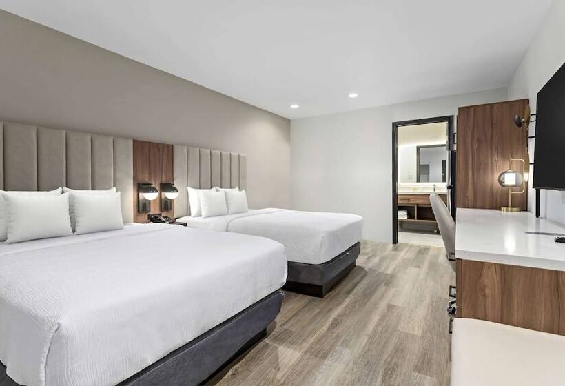 חדר סטנדרט שתי מיטות זוגיות, Baymont By Wyndham Beaumont