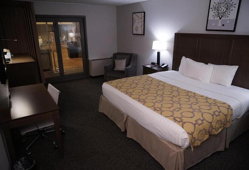 חדר סטנדרט נוף לבריכה, Baymont By Wyndham Shakopee