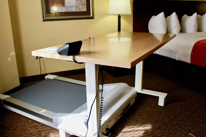キングサイズベッドのスタンダードルーム, Best Western Plus Dakota Ridge