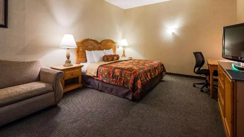 キングサイズベッドのスタンダードルーム, Best Western Plus Revere Inn & Suites