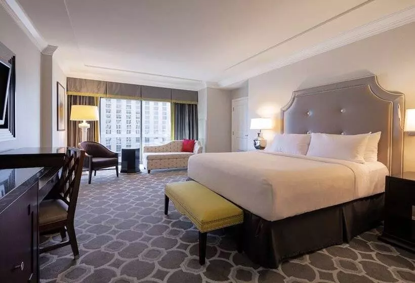 سوئیت اجرایی با تخت کینگ, Caesars Palace