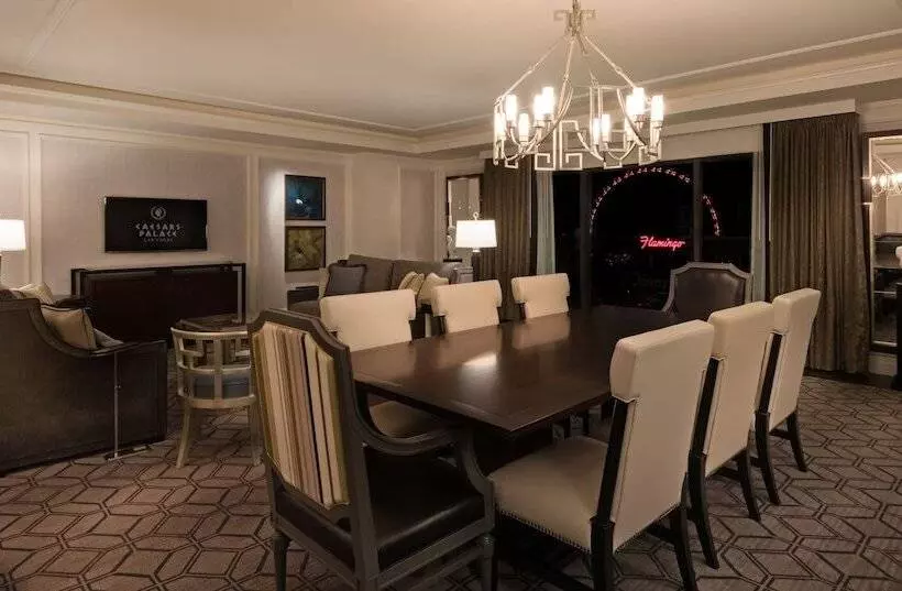 سوئیت پریمیوم, Caesars Palace