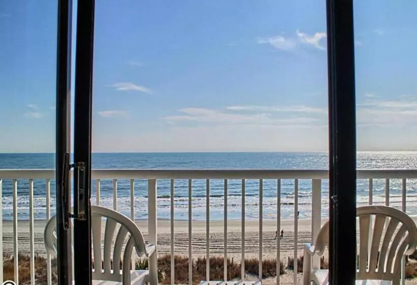 اتاق استاندارد با چشم‌انداز دریا, Captain's Quarters Resort