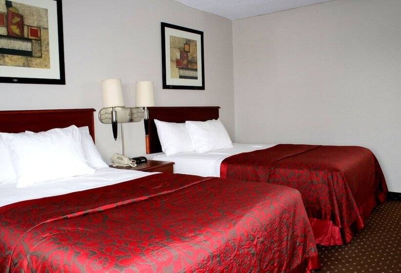 带2个双人床的标准工作室, Days Inn & Suites By Wyndham Bloomington/normal Il