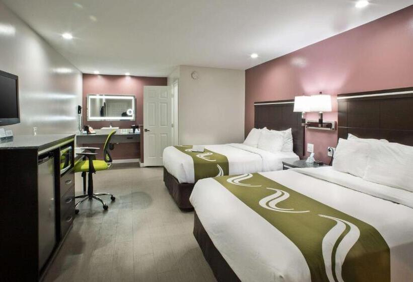 غرفة قياسية, Quality Inn Hayward