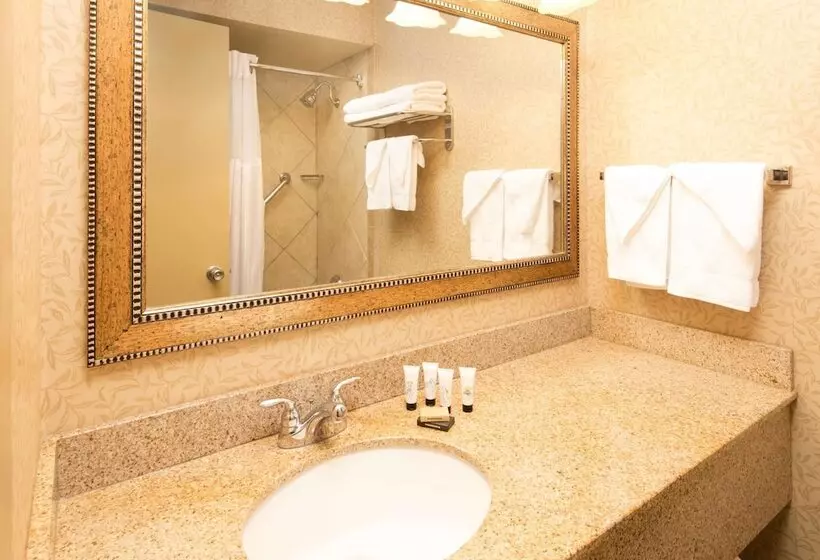 エクゼクティブスイート, Red Lion Hotel Kennewick Columbia Center