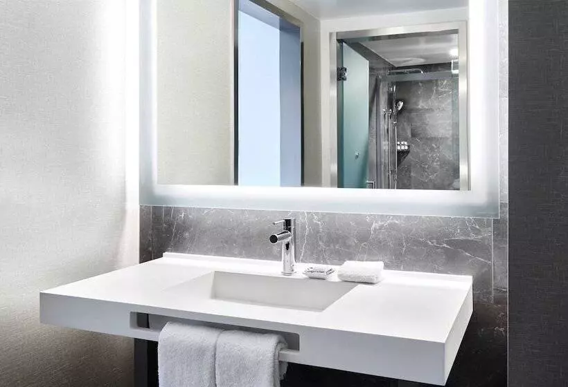 Deluxe Room Mountain View, Ac Hotel By Marriott Pleasanton
