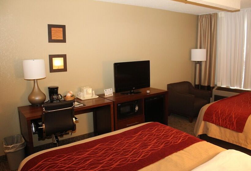 غرفه قياسيه سريرين مزدوجين, Comfort Inn Splash Harbor