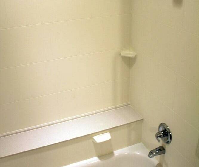 غرفه قياسيه سريرين مزدوجين, Comfort Inn Splash Harbor