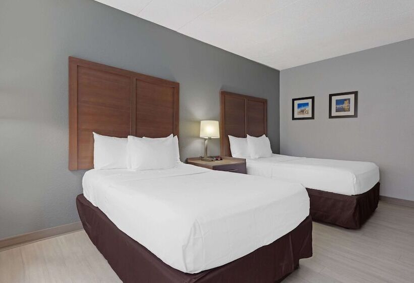 ２ダブルベッドのスタンダードルーム, Clarion Hotel & Suites Bwi Airport North