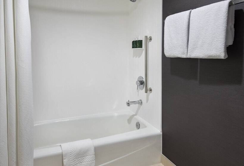 ２ダブルベッドのスタンダードルーム, Courtyard By Marriott Poughkeepsie