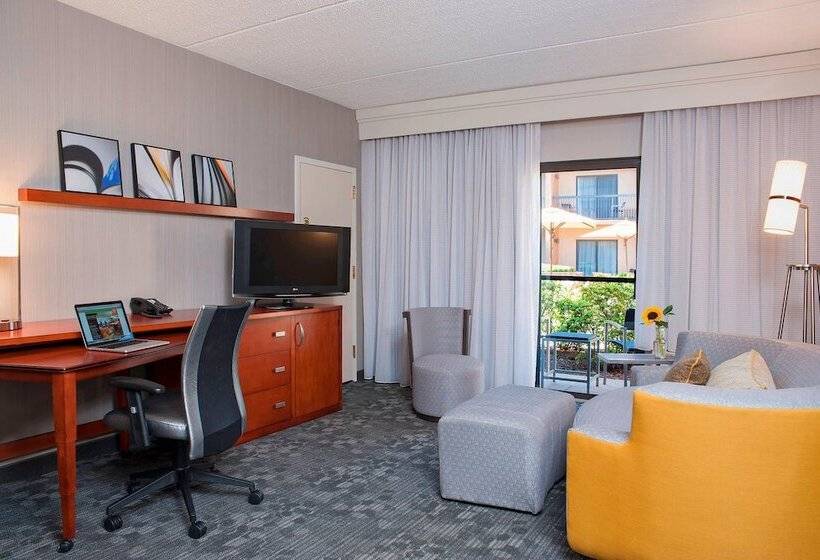 اتاق استاندارد با 2 تخت دوبل, Courtyard Chicago Glenview/northbrook