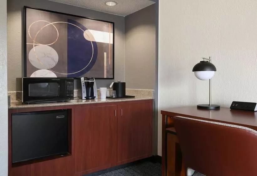 スイート, Courtyard Dallas Las Colinas