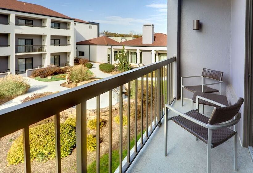 标准间带双人床, Courtyard Greenville Haywood Mall