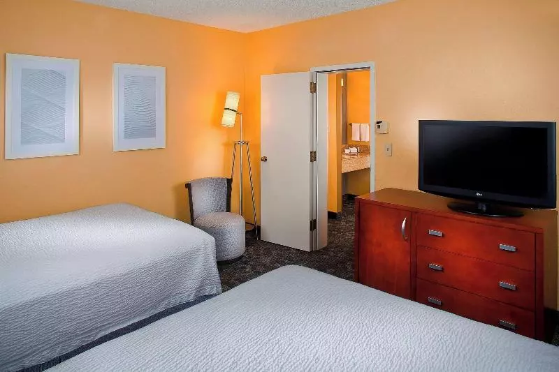 سوییت, Courtyard By Marriott Huntsville University Drive