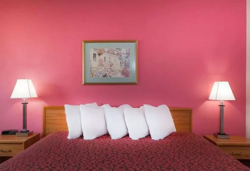 Bisneshuone, Days Inn By Wyndham Mason City