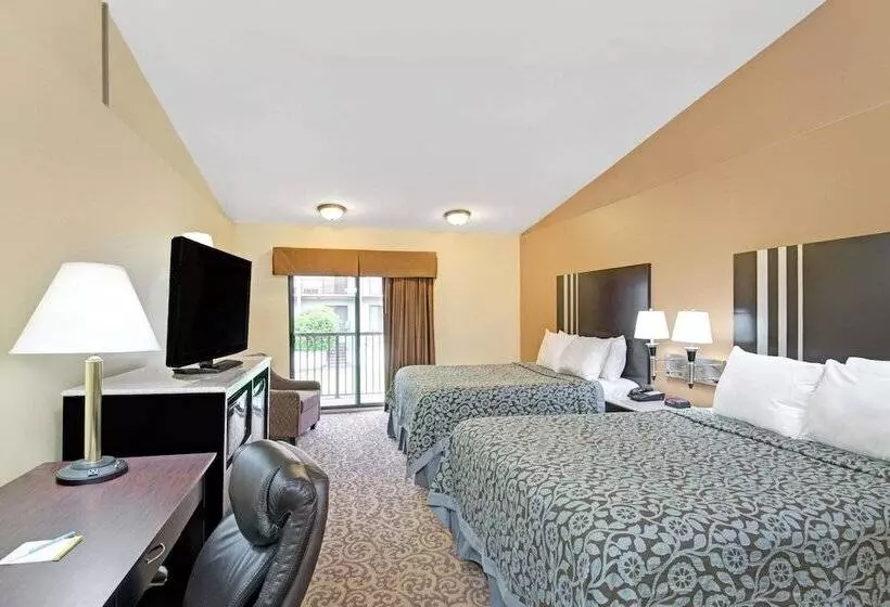 ２ダブルベッドのスタンダードルーム, Days Inn By Wyndham Washington