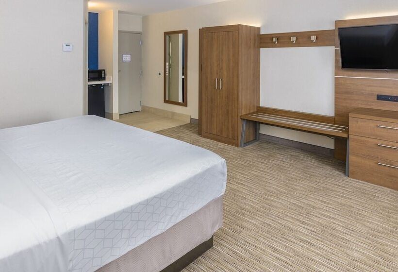 חדר סטנדרט, Holiday Inn Express Southington, An Ihg