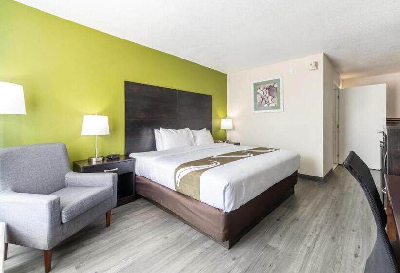 Номер Стандарт Кровать Кинг Адаптированный для Инвалидов, Quality Inn & Suites Vandalia Near I70 And Hwy 51