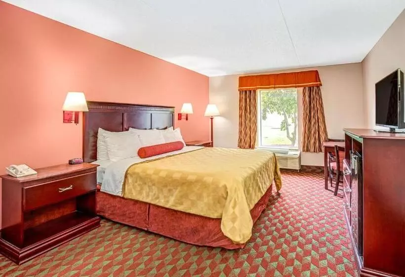 キングサイズベッドのスタンダードルーム, Ramada By Wyndham Murfreesboro