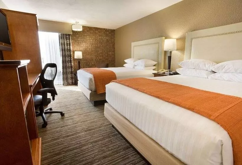 اتاق لوکس, Drury Inn & Suites Austin North