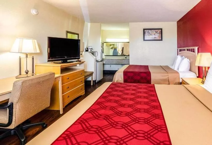 ２ダブルベッドのスタンダードルーム, Econo Lodge Christiansburg Blacksburg I 81