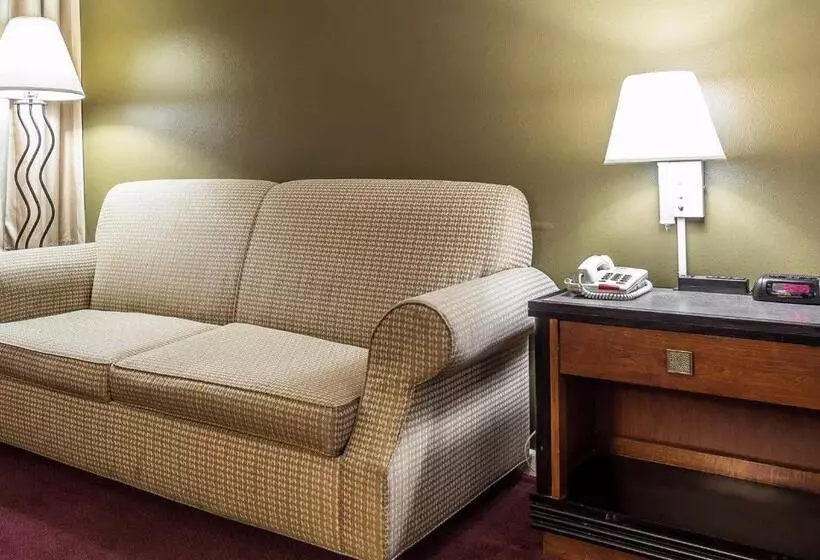 キングサイズベッドのスタンダードルーム, Motel 6 Summerville, Sc – Azalea Square
