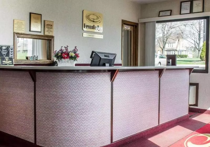 キングサイズベッドのスタンダードルーム, Econo Lodge