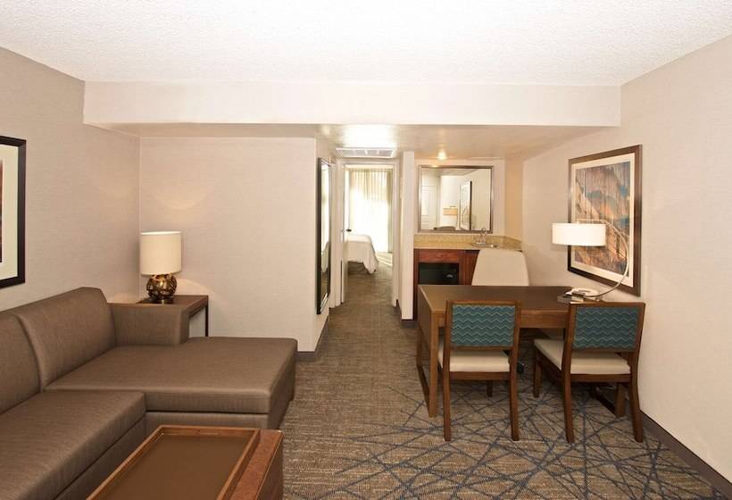 Люкс, Embassy Suites By Hilton Colorado Springs