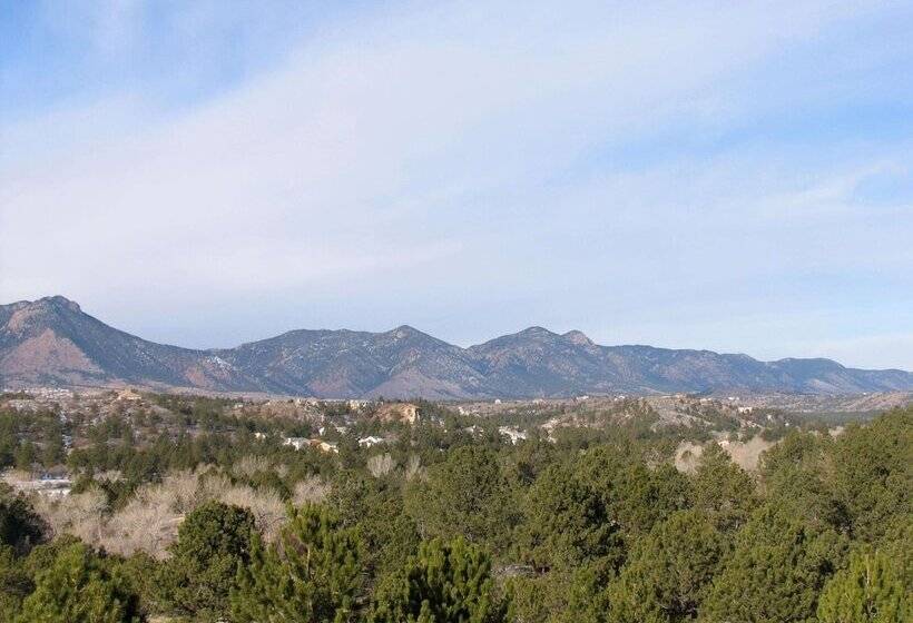 Люкс Адаптированный для Инвалидов, Embassy Suites By Hilton Colorado Springs