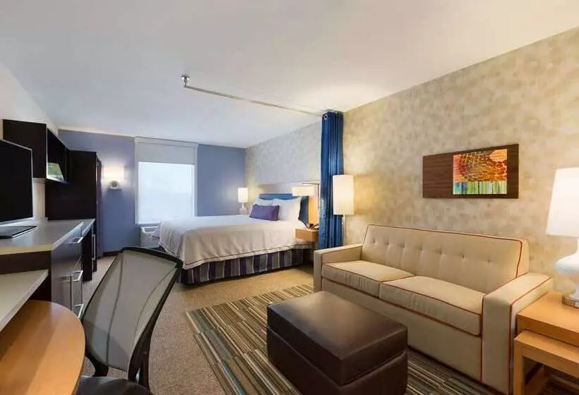 キングサイドベッドのスタンダードワンルーム, Embassy Suites By Hilton Tysons Corner