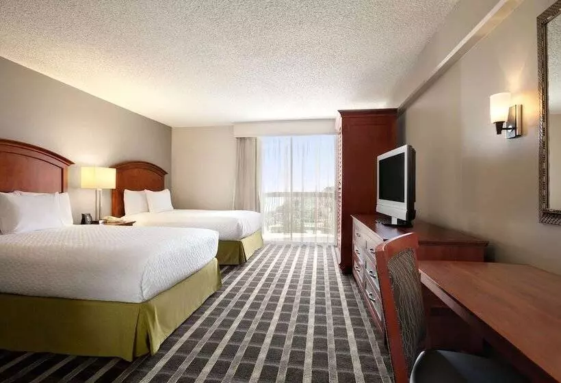 سوئیت برای معلولان, Embassy Suites By Hilton San Francisco Airport Waterfront