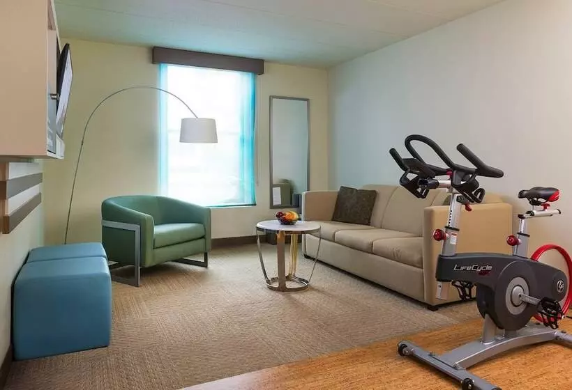 身障者適用スイートルーム, Even Hotel Norwalk, An Ihg