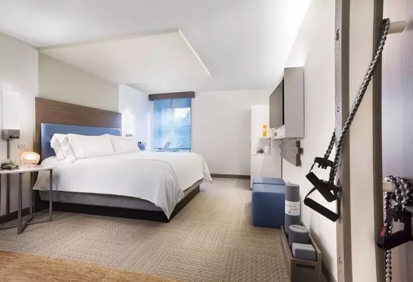 身障者適用スイートルーム, Even Hotel Norwalk, An Ihg