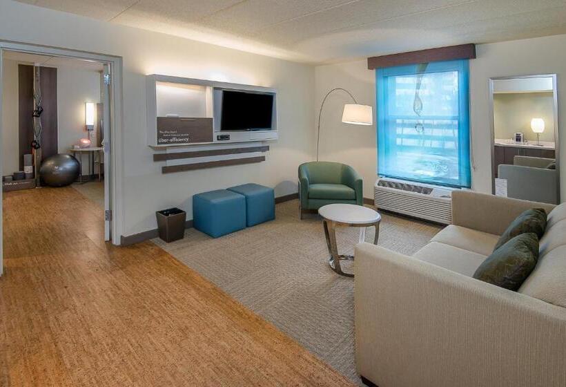 Quarto Estandar Cama King para Deficientes Físicos, Even Hotel Norwalk, An Ihg