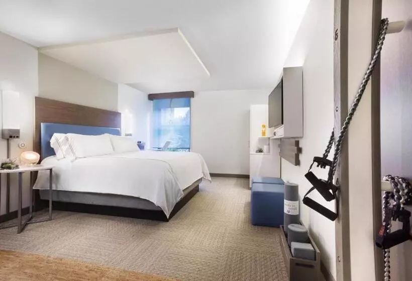 キングサイズベッドのデラックスルーム, Even Hotel Norwalk, An Ihg