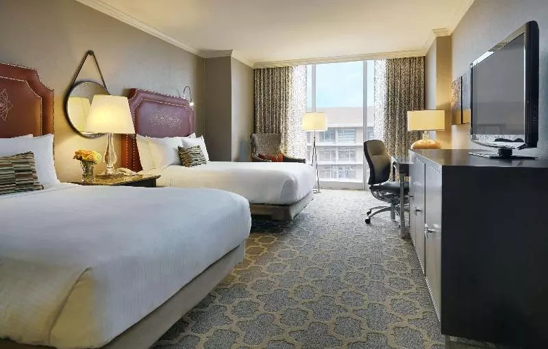 スタンダードルーム, Fairmont Dallas