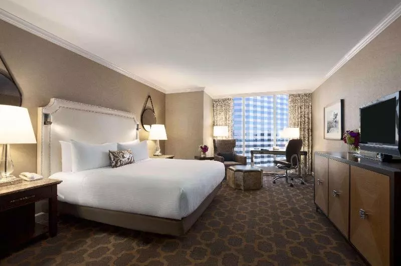 デラックスルーム, Fairmont Dallas