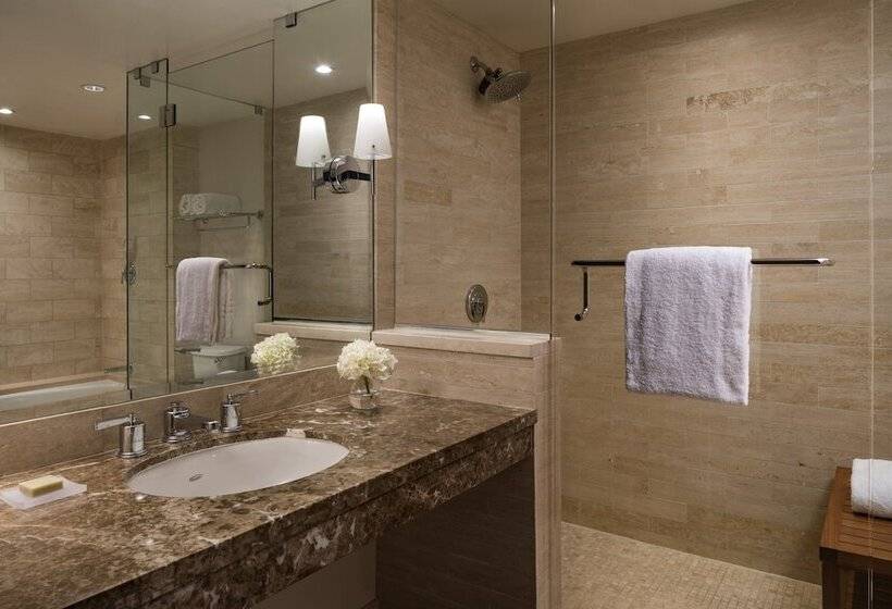 Quarto Deluxe com Balcão, Four Seasons Hotel Los Angeles At Beverly Hills