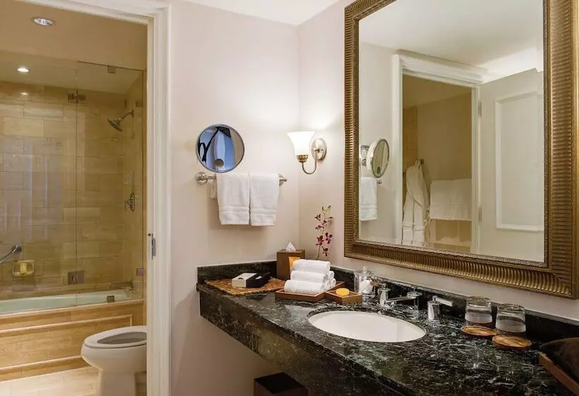 اتاق دلوکس مخصوص معلولین, Four Seasons Hotel Los Angeles At Beverly Hills