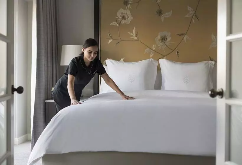 اتاق دلوکس مخصوص معلولین, Four Seasons Hotel Los Angeles At Beverly Hills
