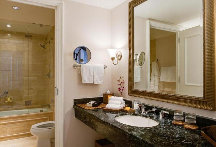 חדר פרמיום עם מרפסת, Four Seasons Hotel Los Angeles At Beverly Hills