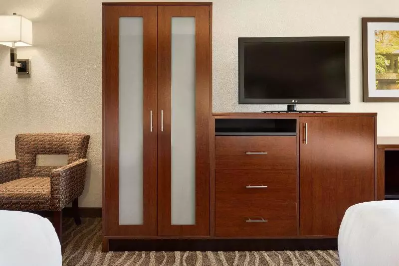身障者適用スイートルーム, Holiday Inn Hotel & Suites Des Moines Northwest By Ihg