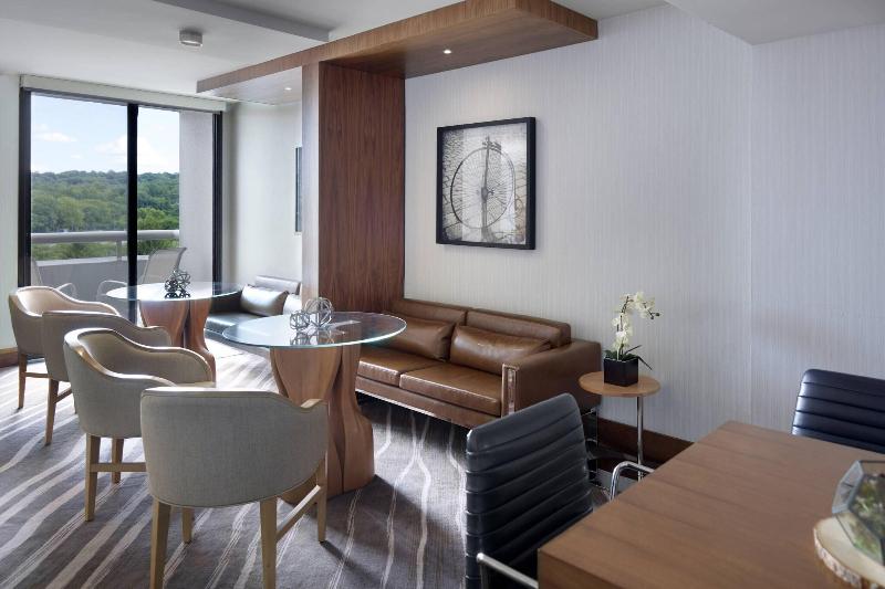 스탠다드 룸 킹사이즈 침대, Marriott At The University Of Dayton