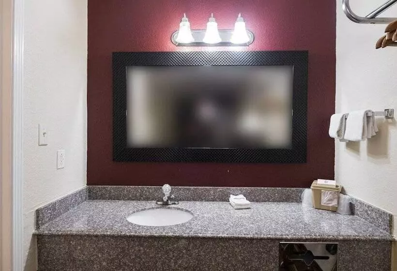 ２ダブルベッドのスタンダードルーム, Red Roof Inn Mobile  Midtown