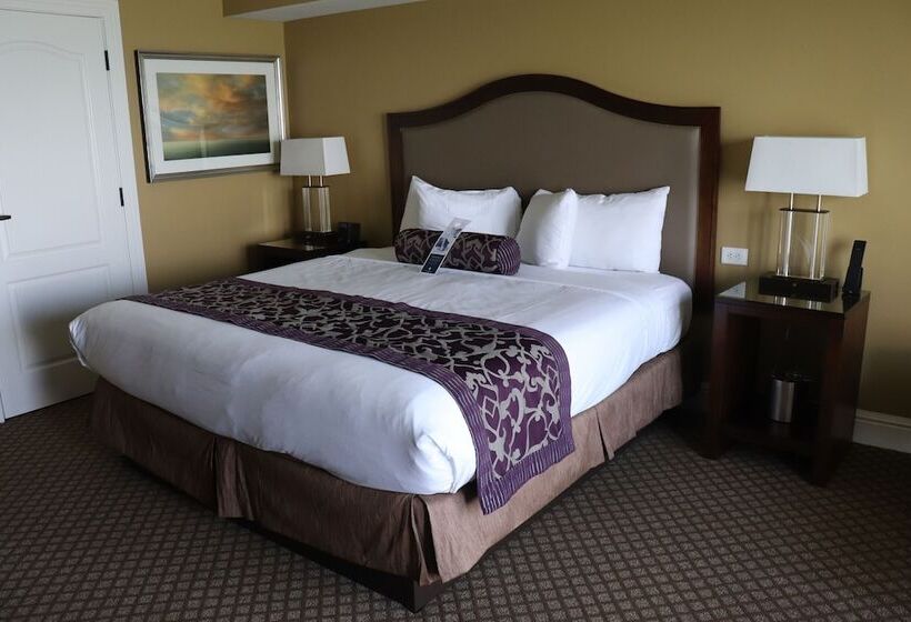 标准间, The Edgewater