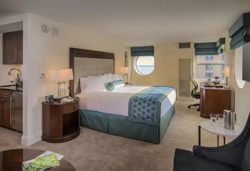 اتاق استاندارد, The Edgewater