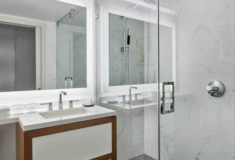 غرفة ديلوكس, The Westin Pasadena