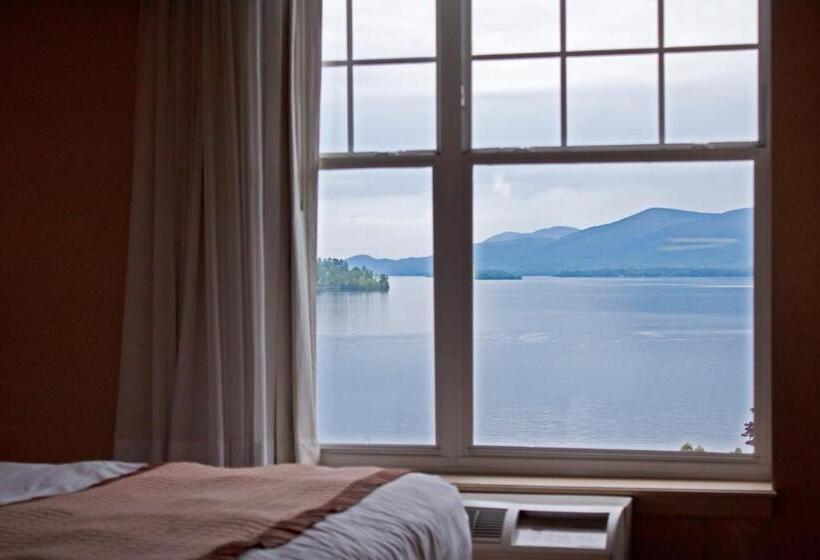 Camera Standard Vista Lago, Fort William Henry